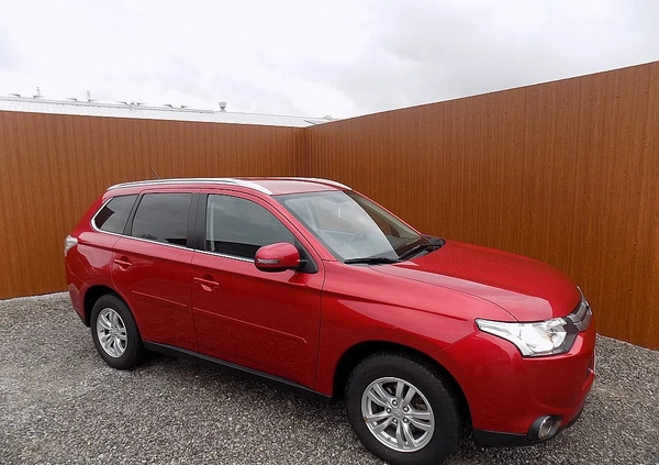 Mitsubishi Outlander cena 50900 przebieg: 134000, rok produkcji 2015 z Radzyń Podlaski małe 352